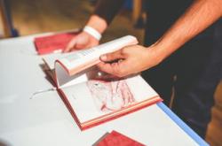 构建和谐家庭,共育初中学子—初中家庭教育理念探讨