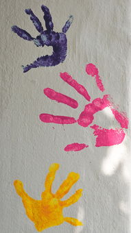 小手牵大手,幼儿园孩子的成长故事模板 小手牵大手,幼儿园孩子的成长故事模板